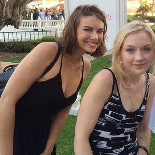 The Green sisters #emilykinney #laurencohan #thewalkingdead