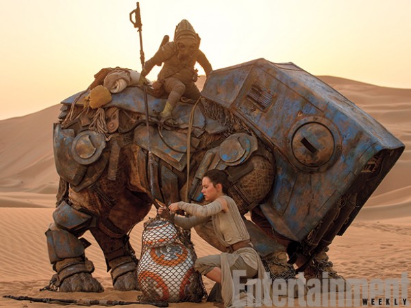 star-wars-the-force-awakens-daisy-ridley-bb-8-600x450