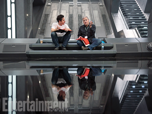 star-wars-the-force-awakens-jj-abrams-lawrence-kasdan
